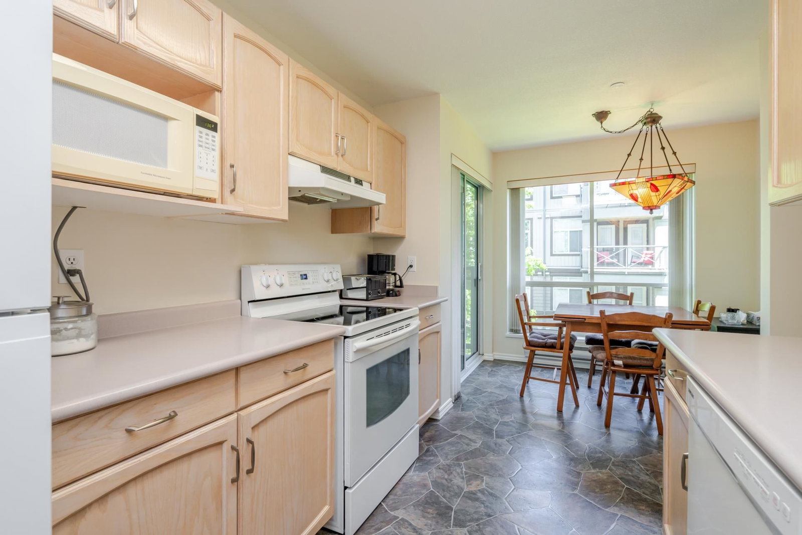 Listing Image 13