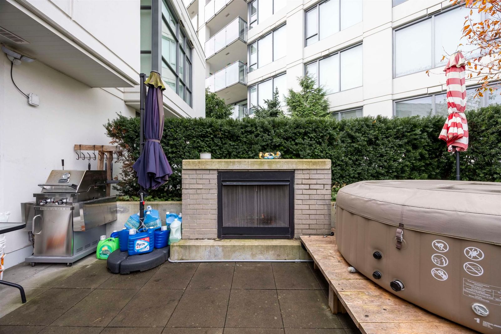Listing Image 3