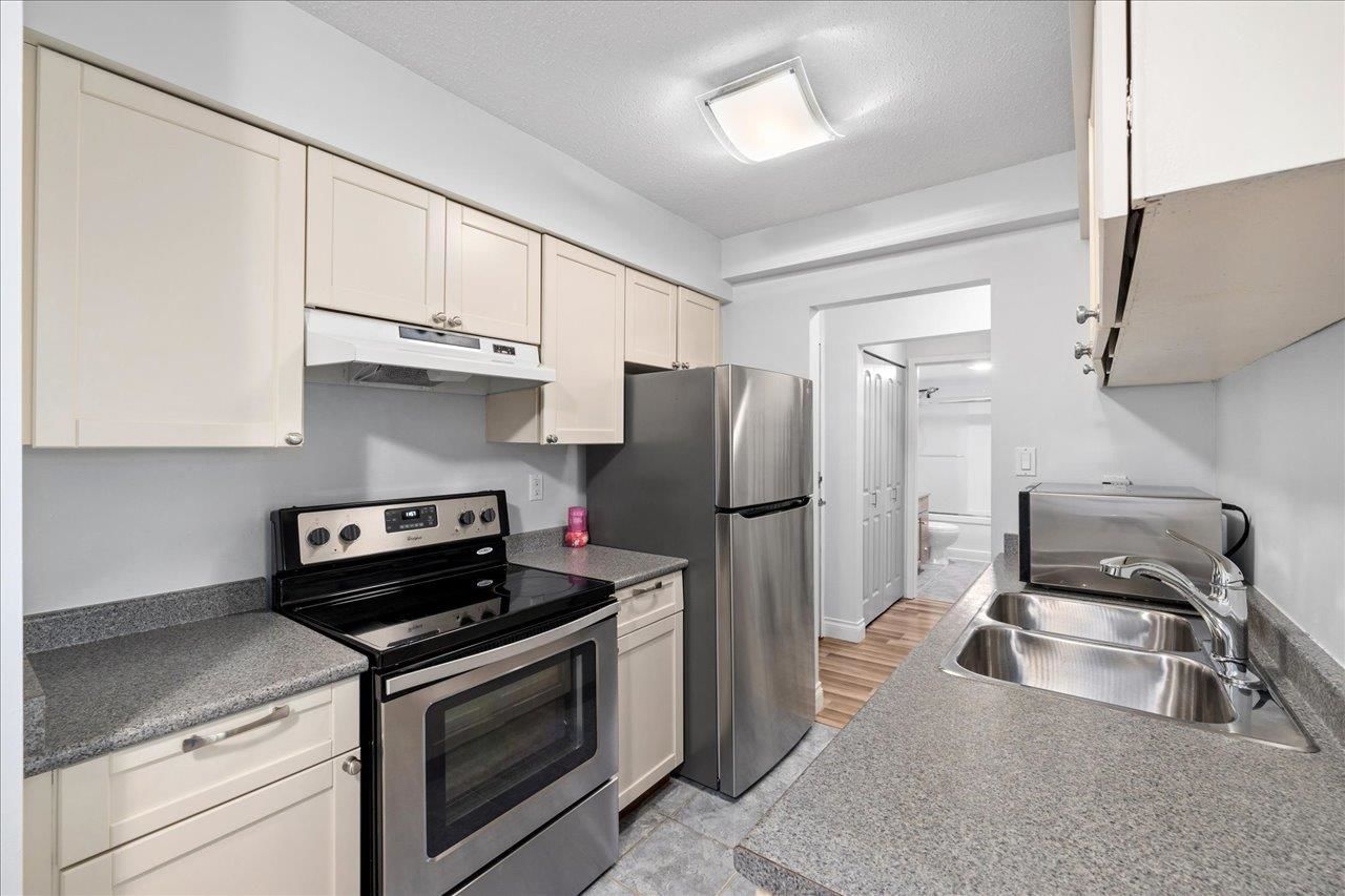 Listing Image 14