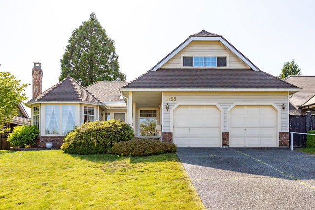 1855 Walnut Crescent