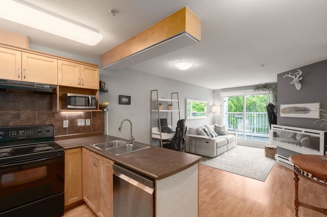 406 - 189 Ontario Place