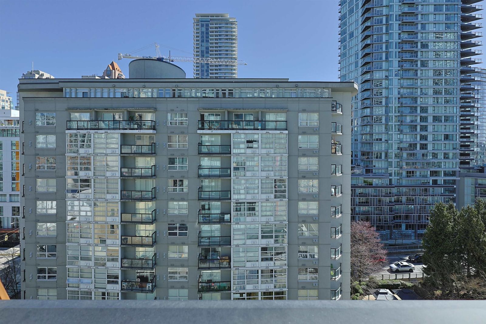 Listing Image 12