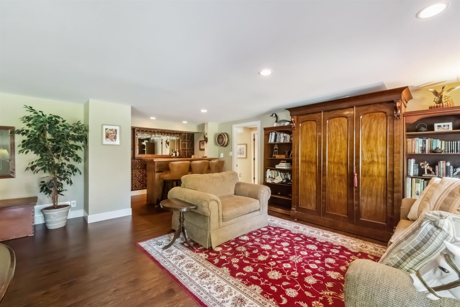 Listing Image 33