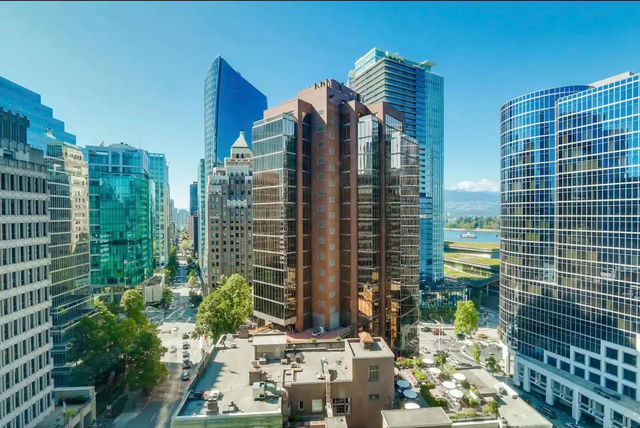 837 Hastings Street