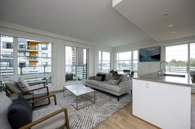 315 - 3488 Sawmill Crescent