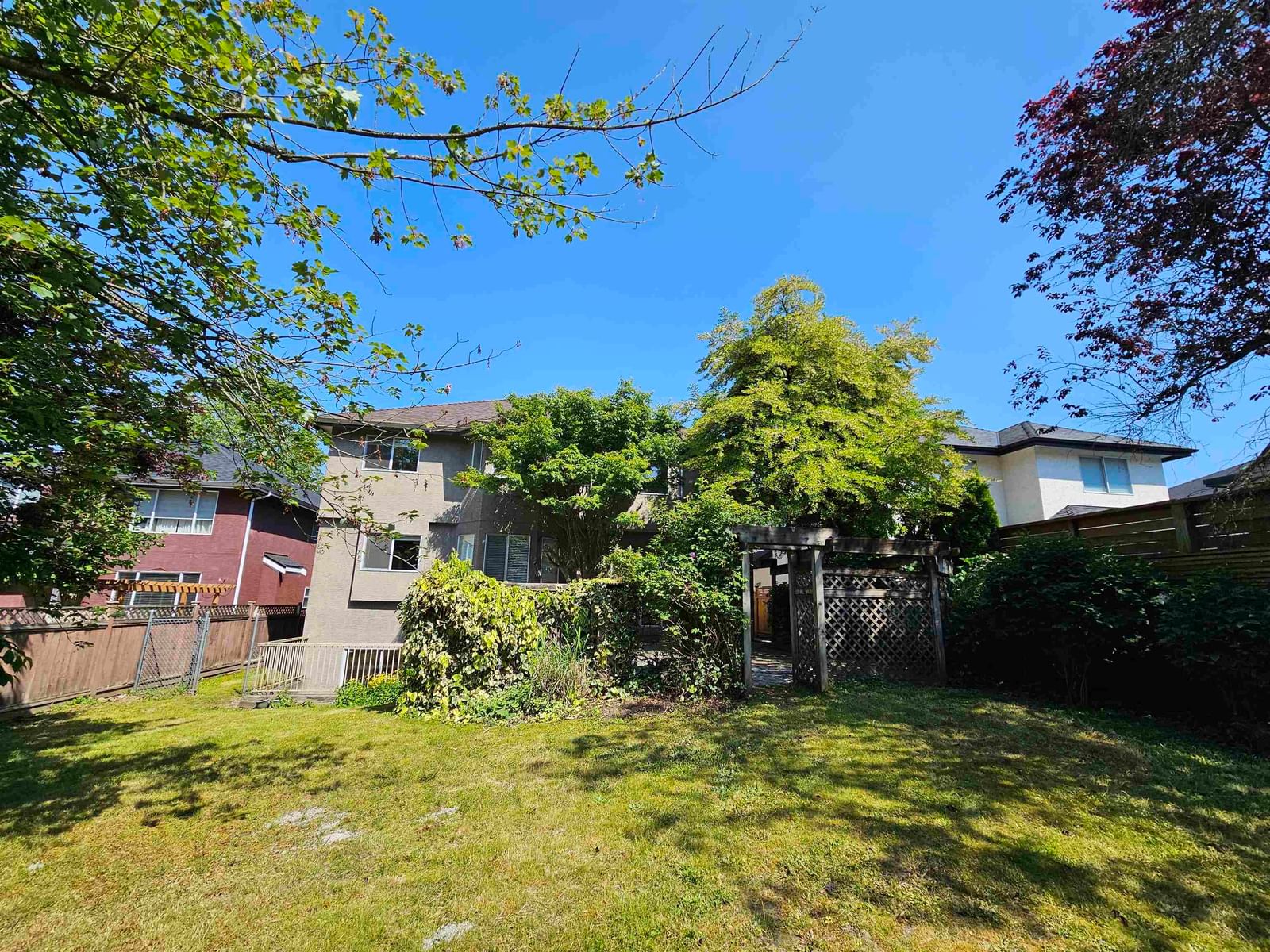 Listing Image 6