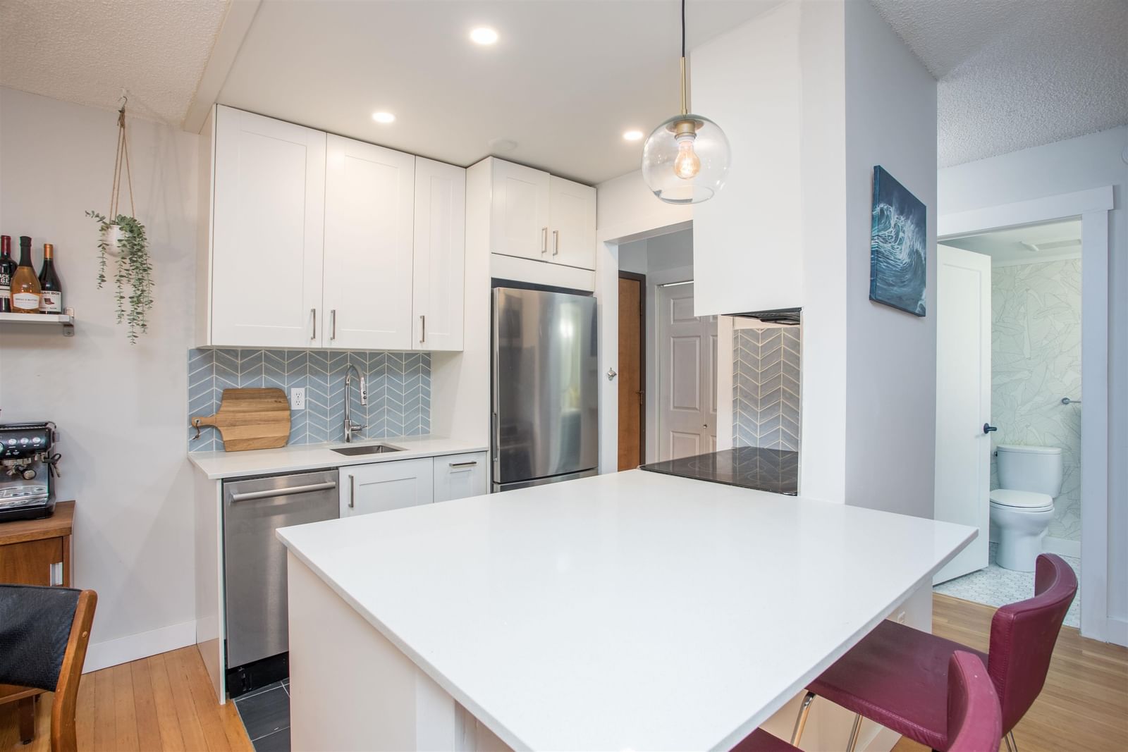 Listing Image 9