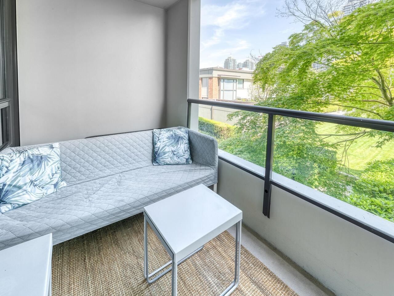 Listing Image 20