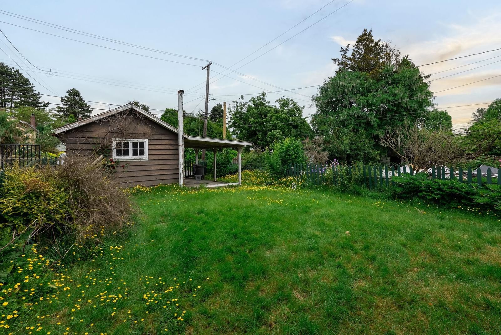 Listing Image 17