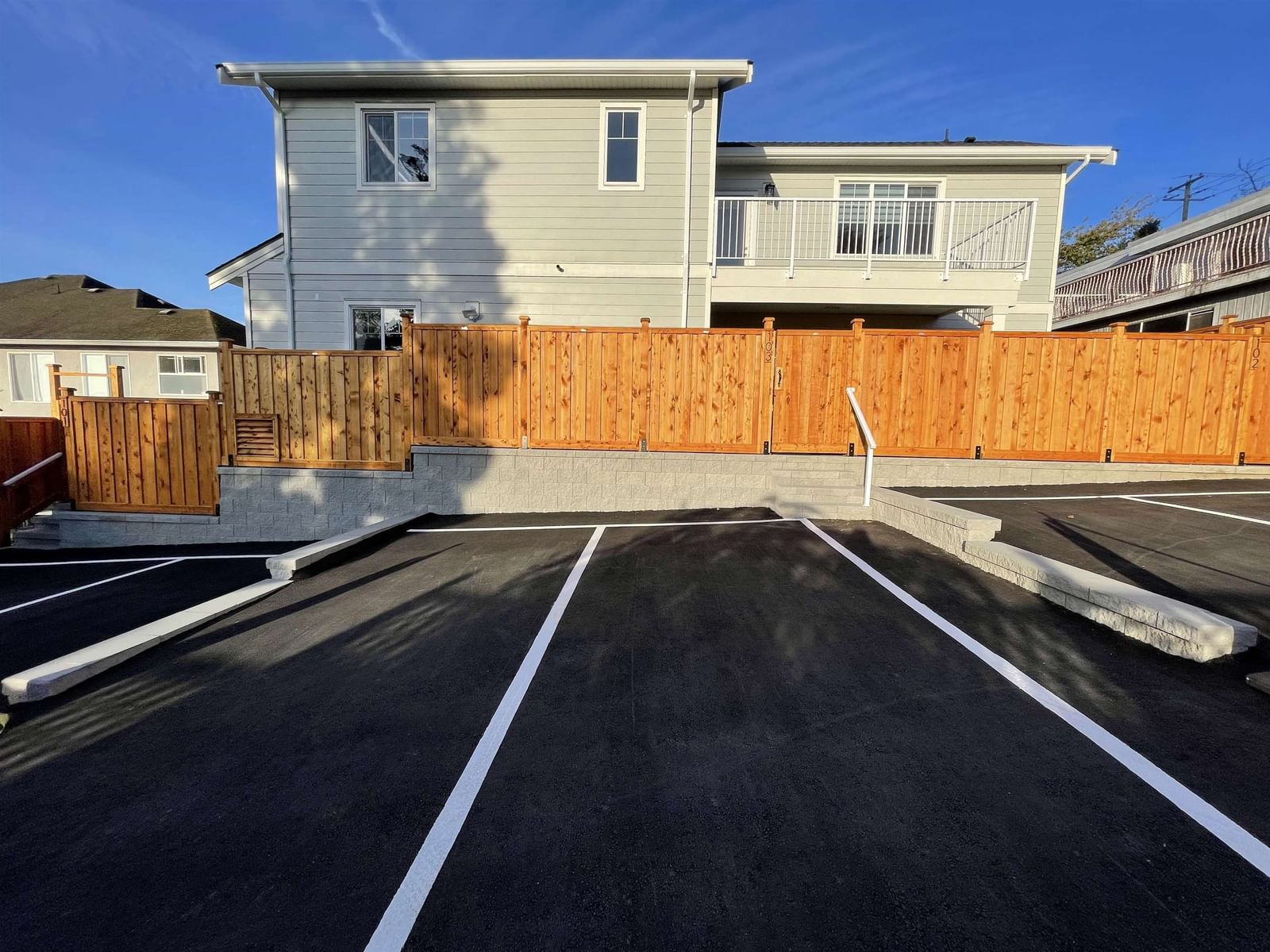 Listing Image 24