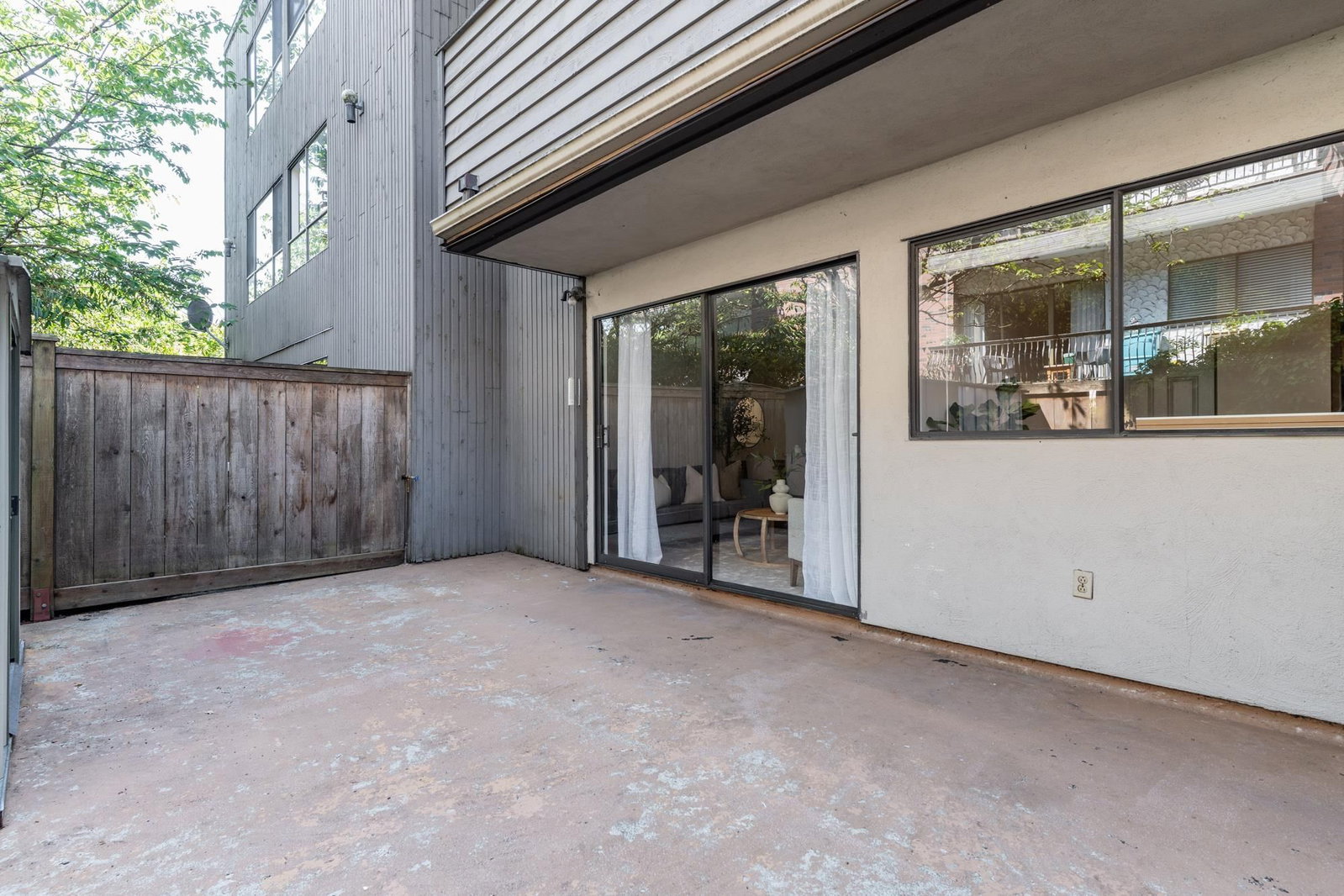 Listing Image 29