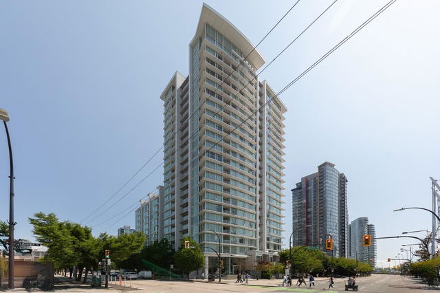 315 - 161 Georgia Street