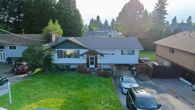 9537 125a Street Street
