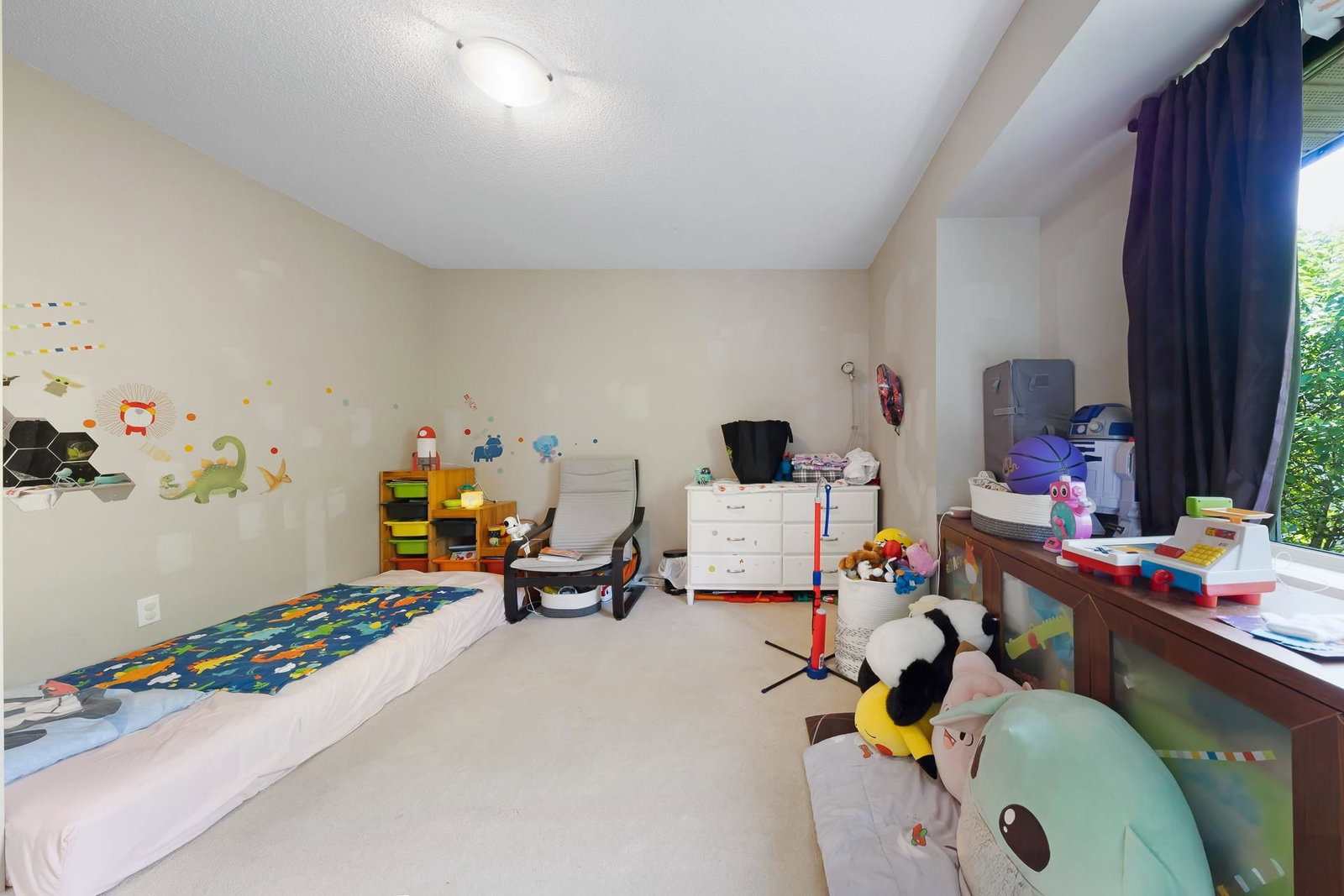 Listing Image 18