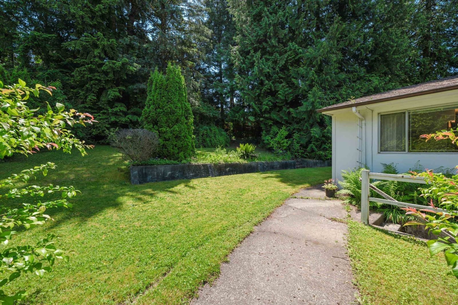 Listing Image 36