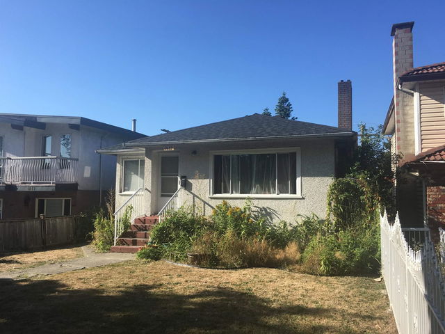UPPER - 1427 33rd Avenue Avenue
