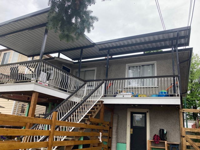 UPPER - 1427 33rd Avenue Avenue