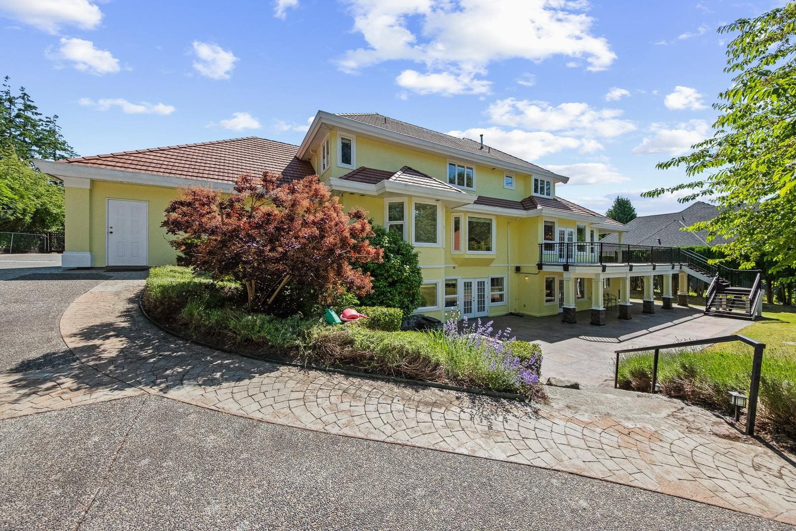 Listing Image 10
