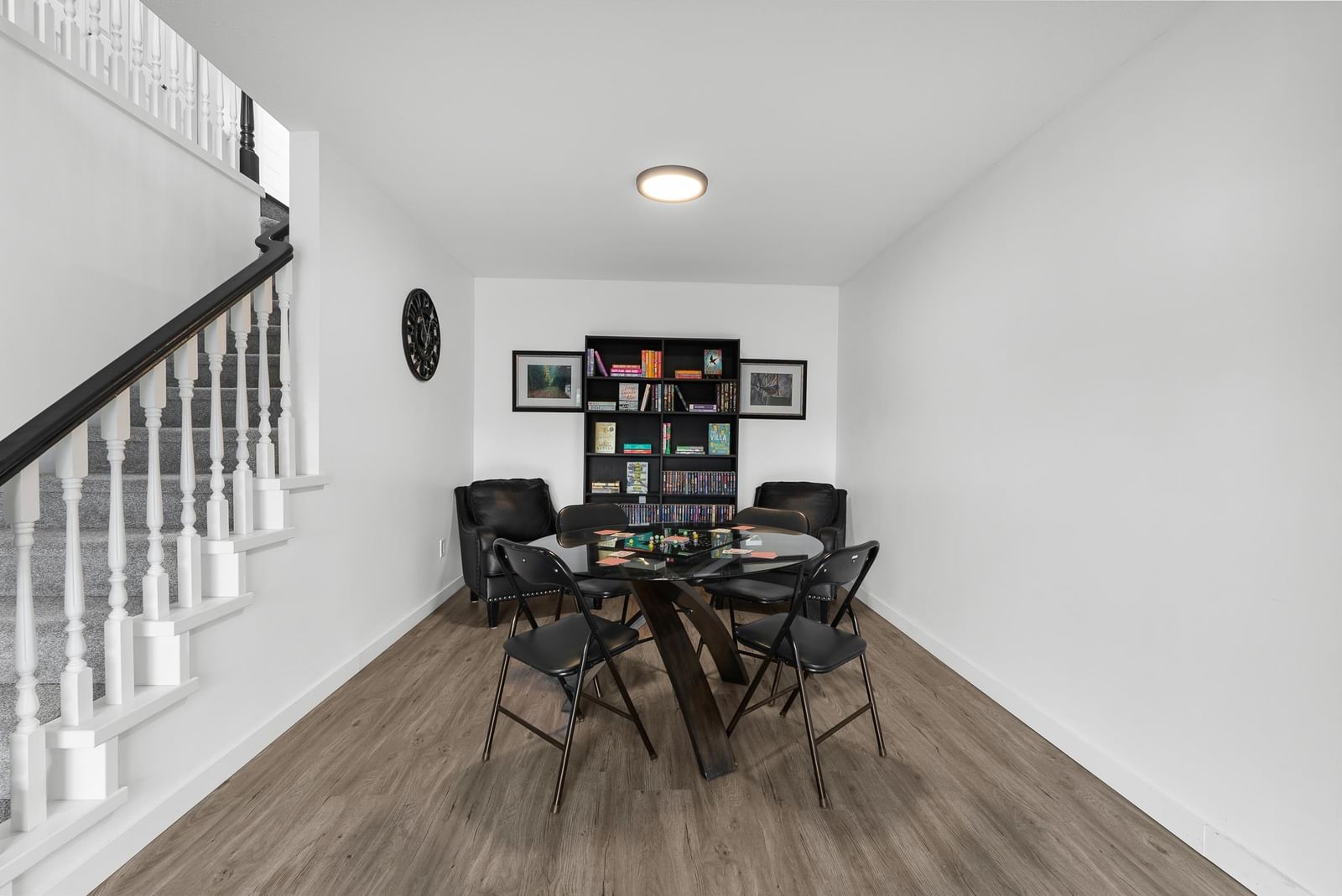Listing Image 23