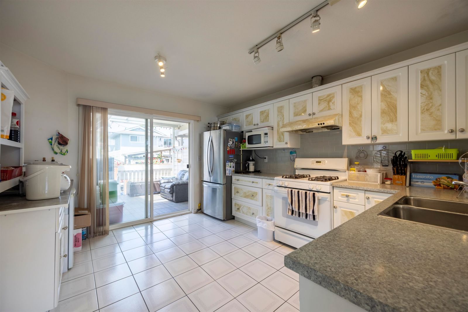 Listing Image 13