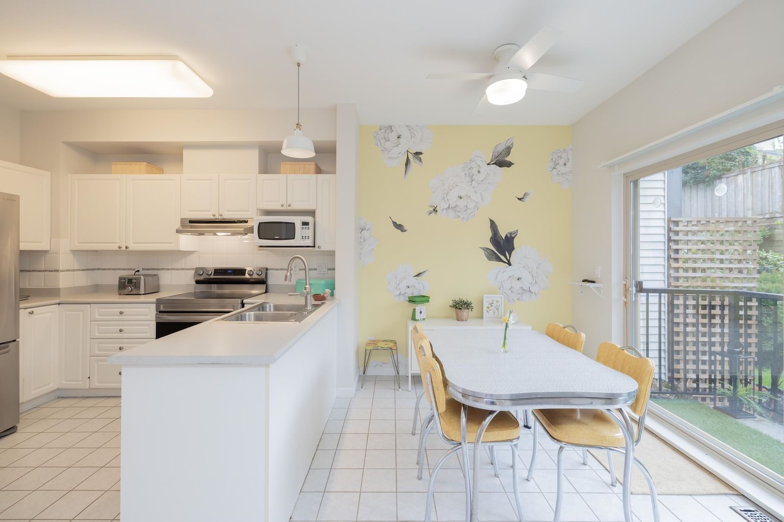 Listing Image 15