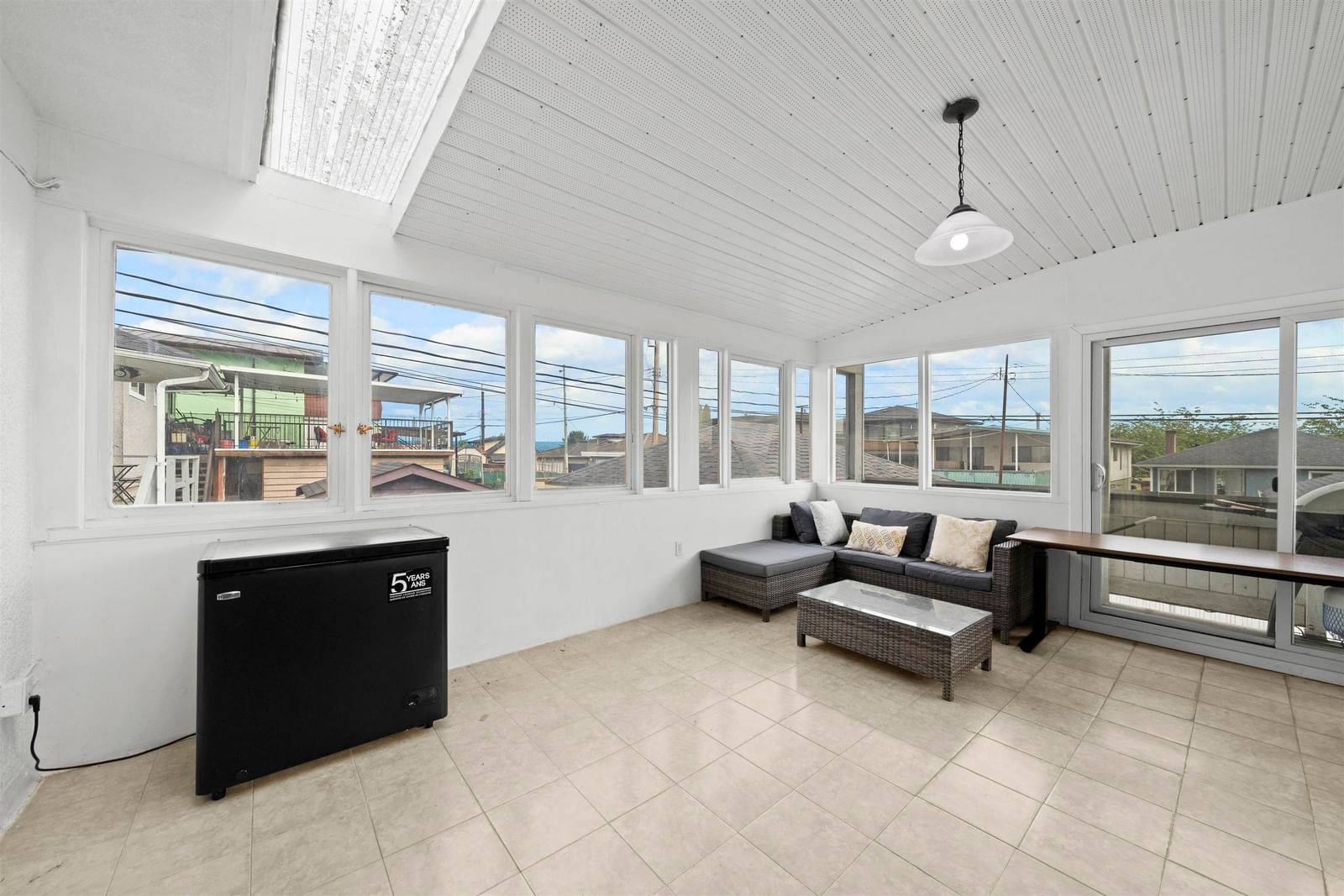 Listing Image 13