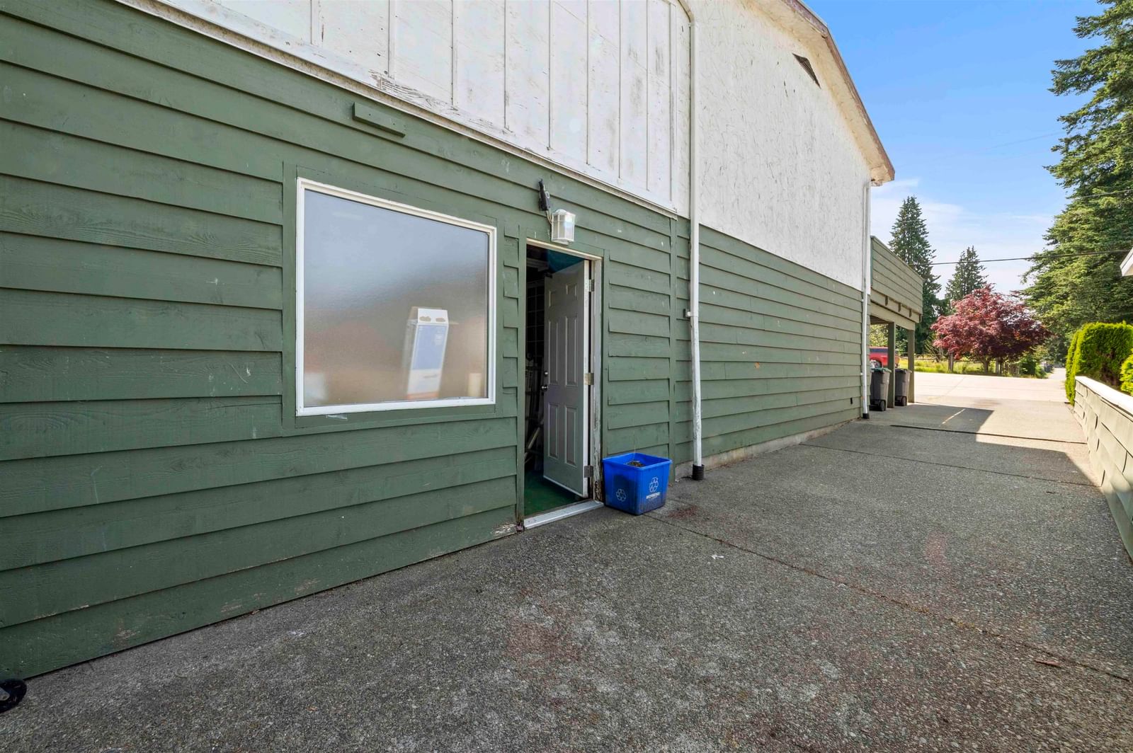 Listing Image 33