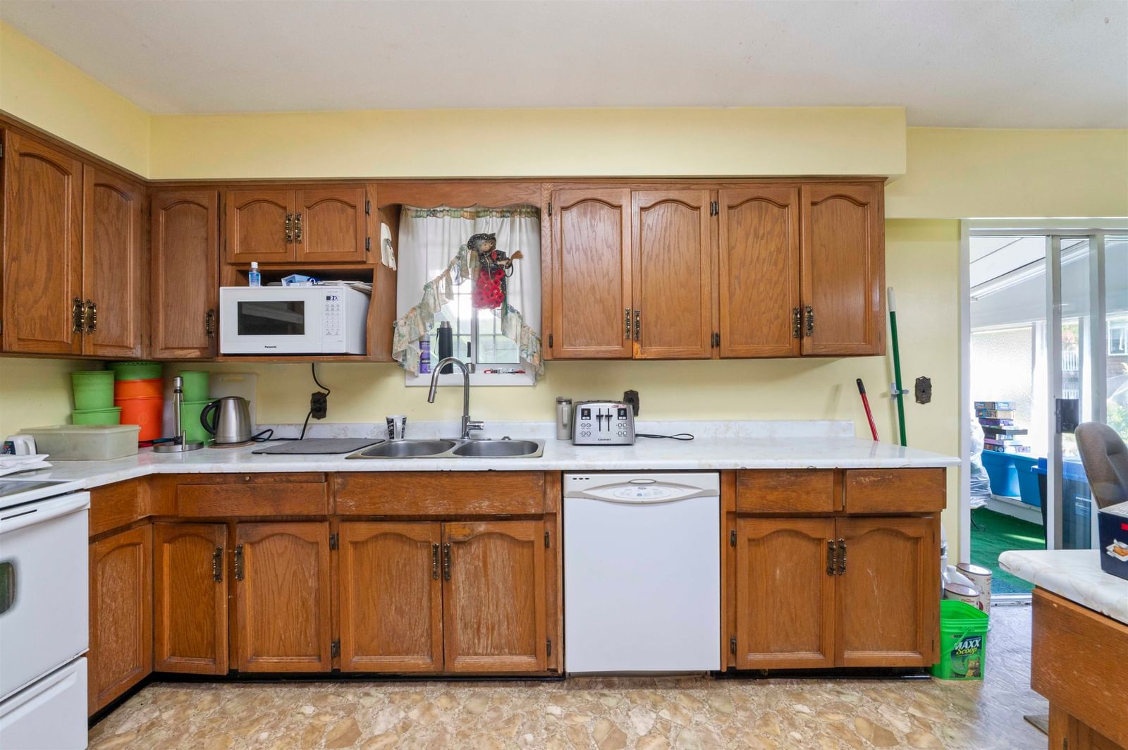 Listing Image 8