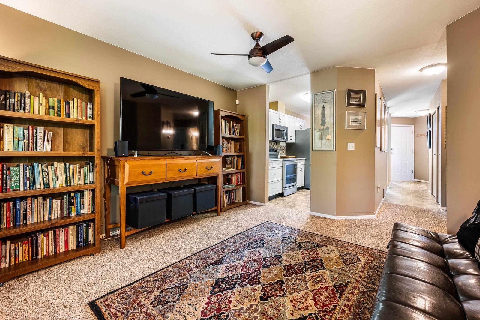 Listing Image 15
