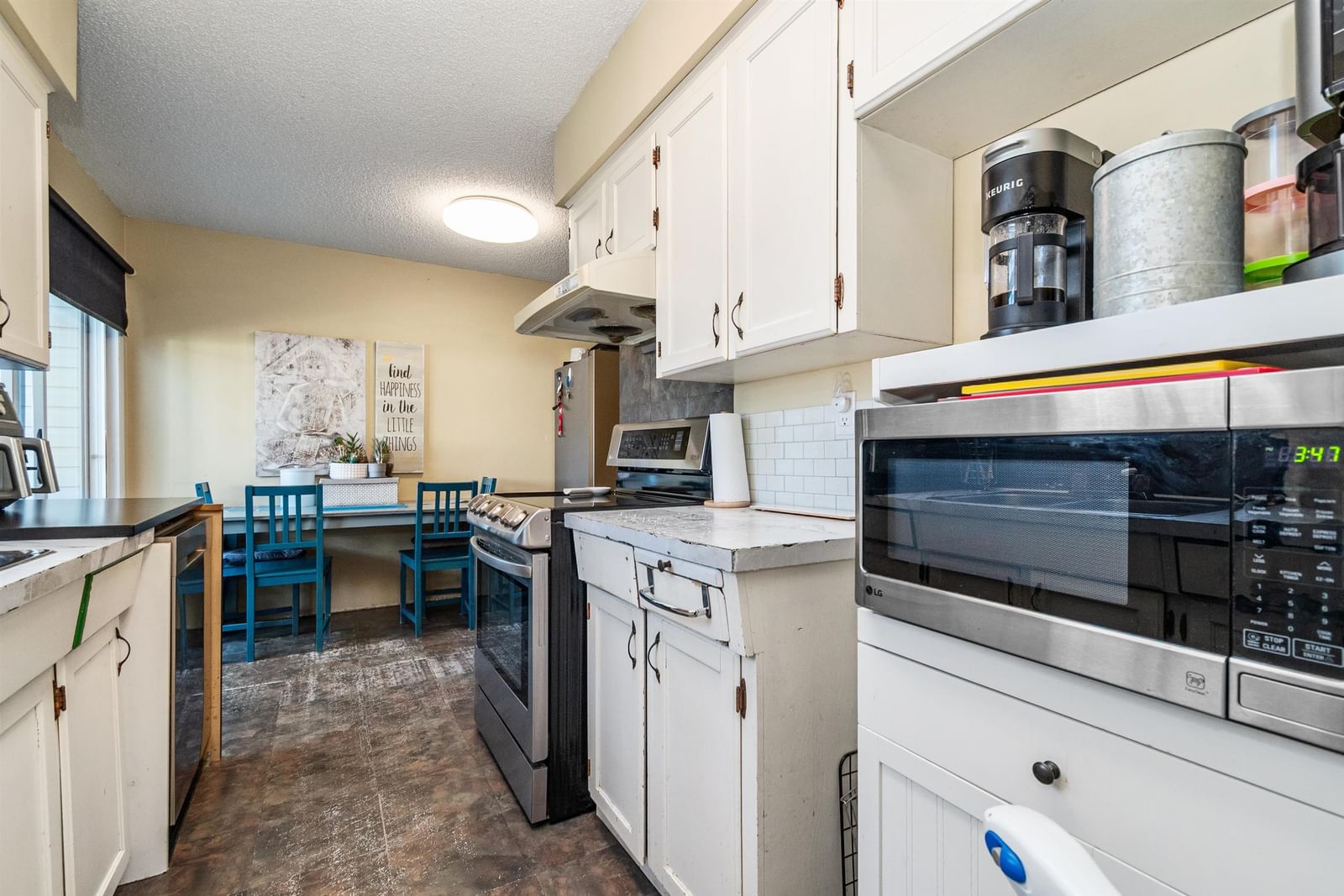 Listing Image 13