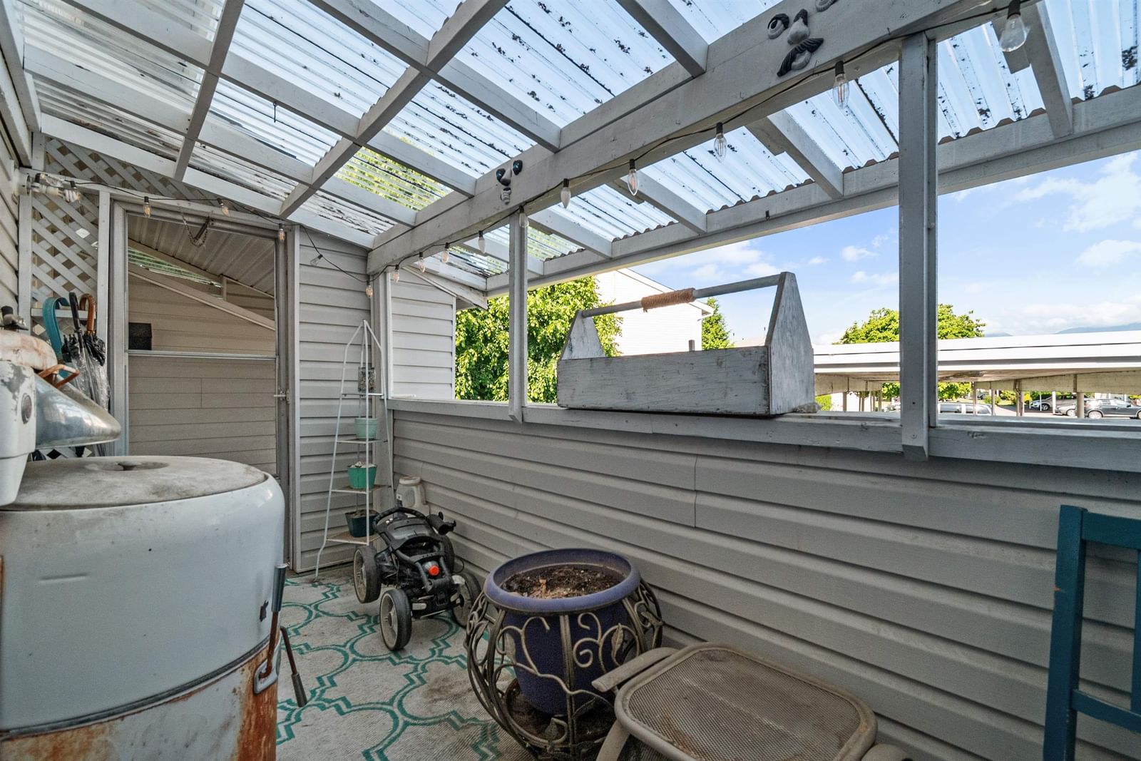 Listing Image 18