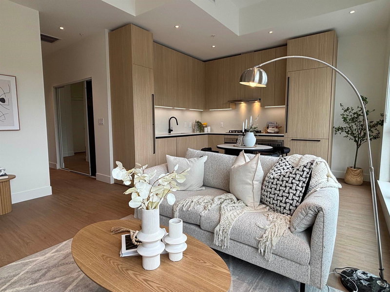 601 - 2235 Broadway, Vancouver, V5N 0J5 | Image 3