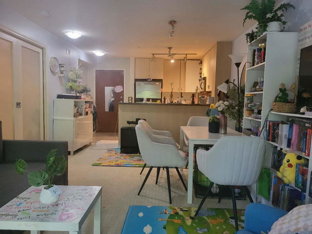 209 - 6888 Southpoint Drive