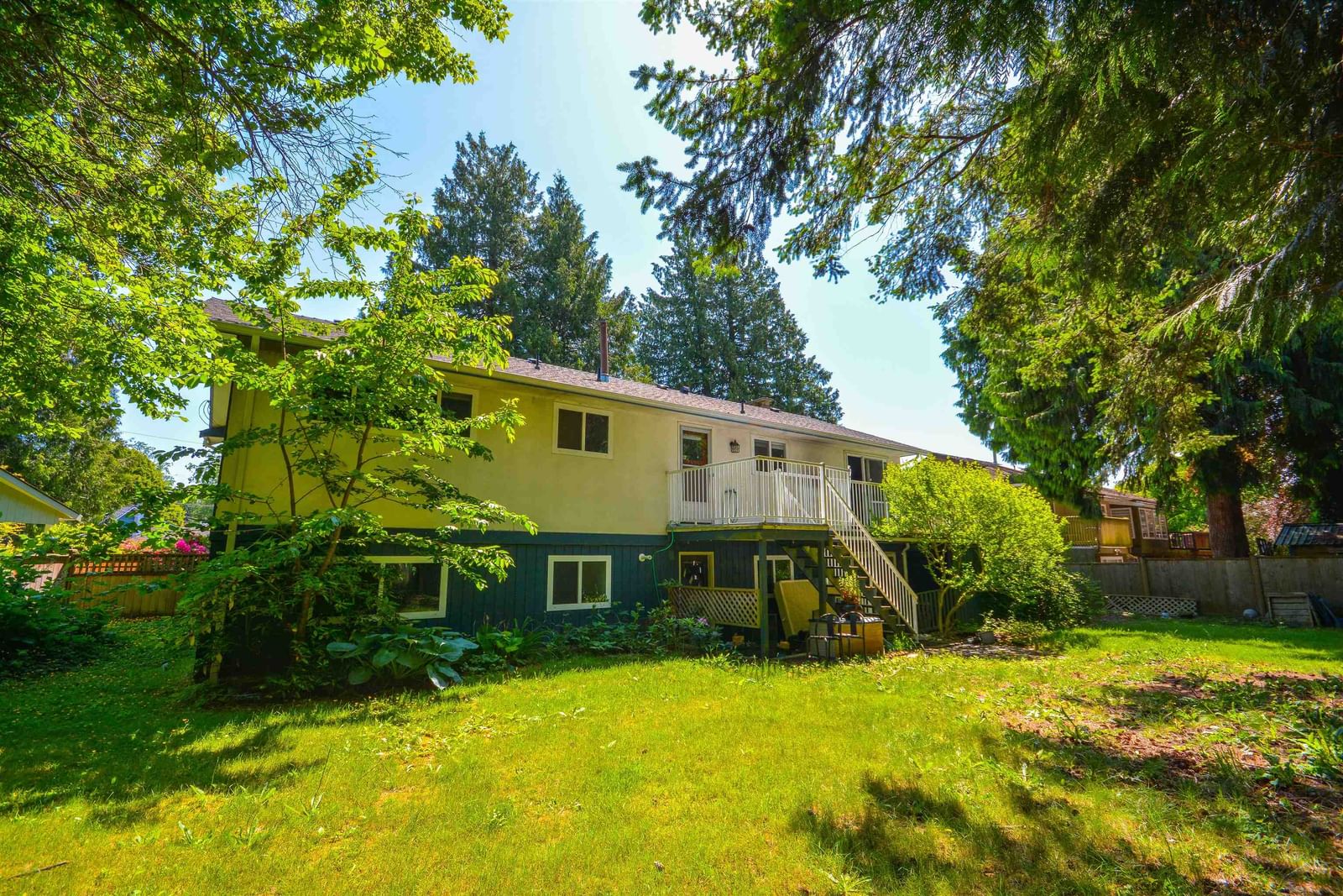 Listing Image 4