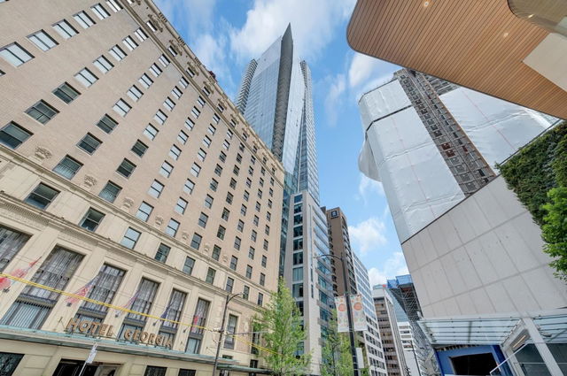 250X - 667 Howe Street