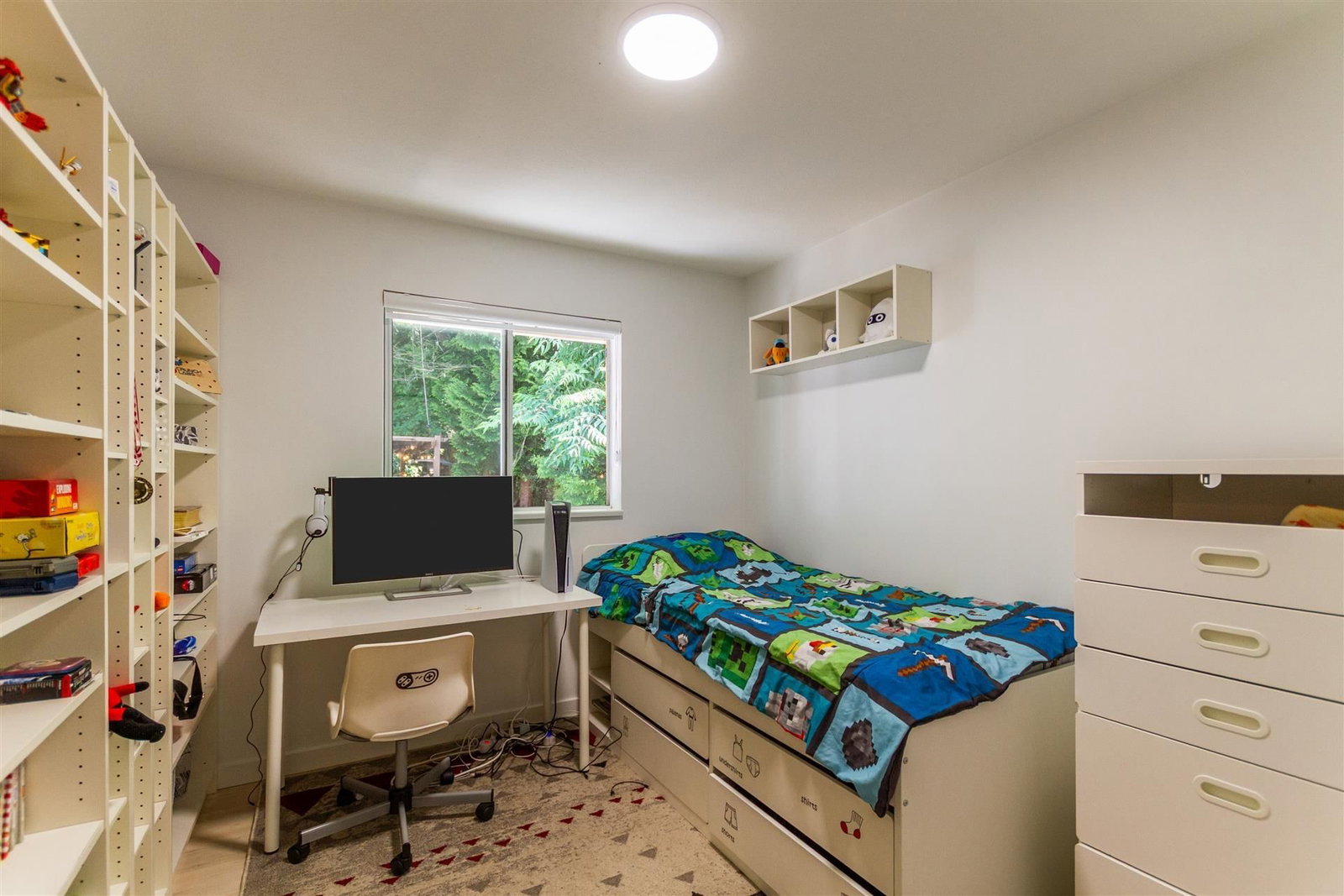 Listing Image 13
