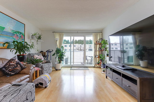 209 - 7260 Lindsay Road