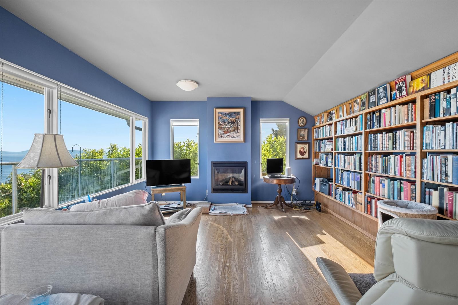 Listing Image 13