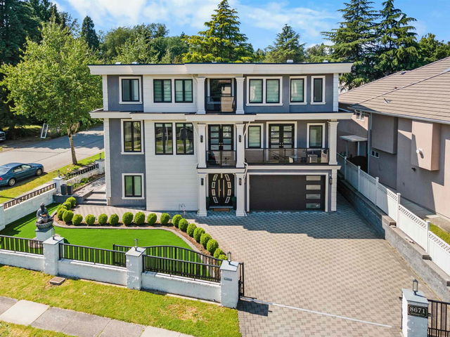 8671 Galway Crescent