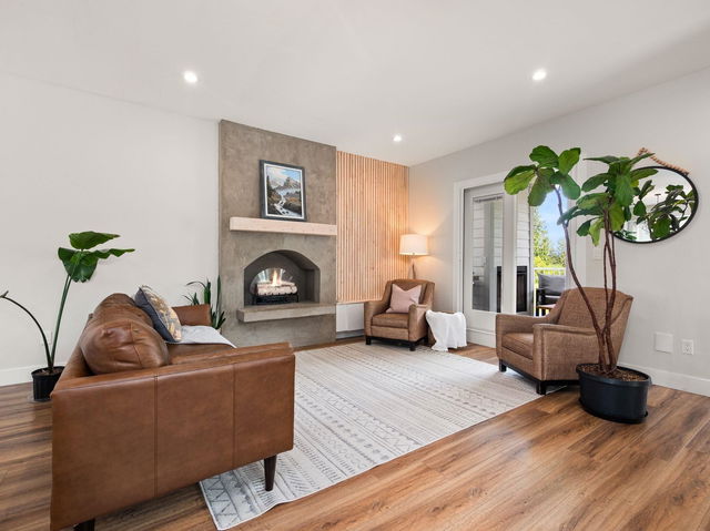 #20 - 4295 Old Clayburn Road