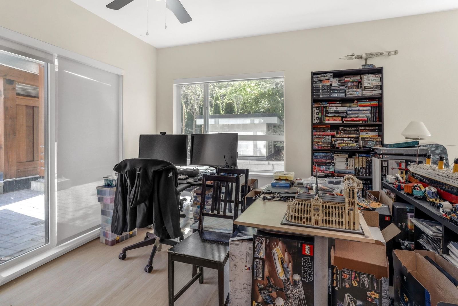 Listing Image 16