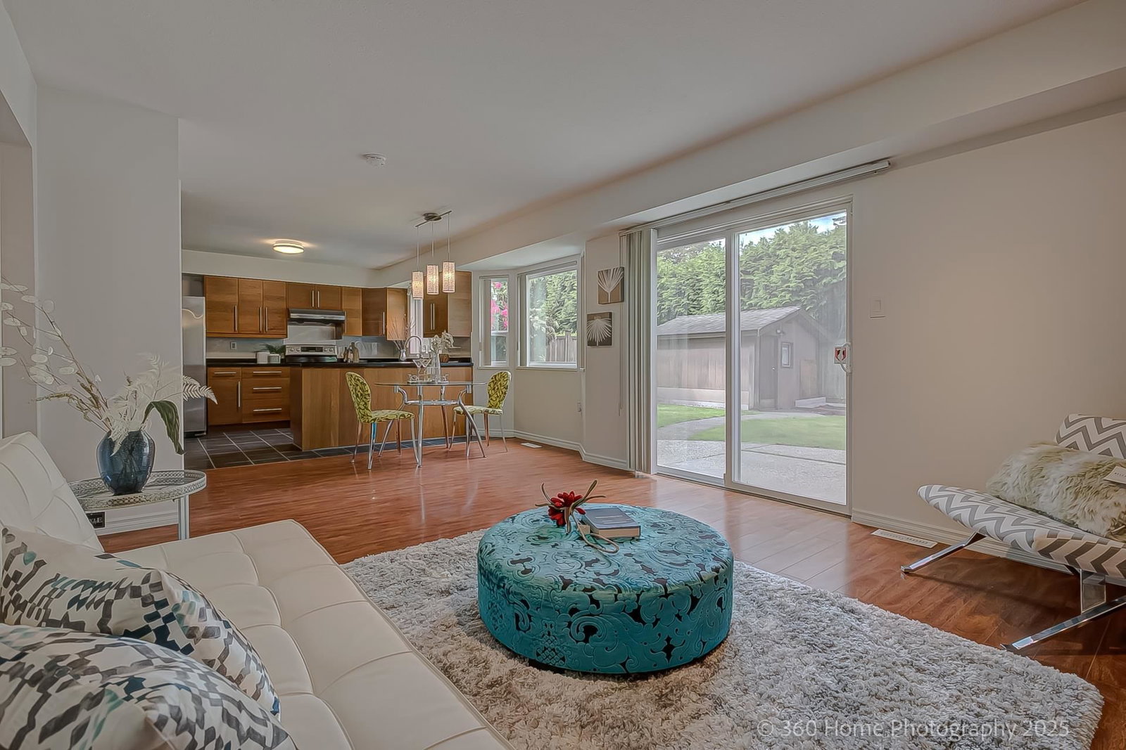 Listing Image 8