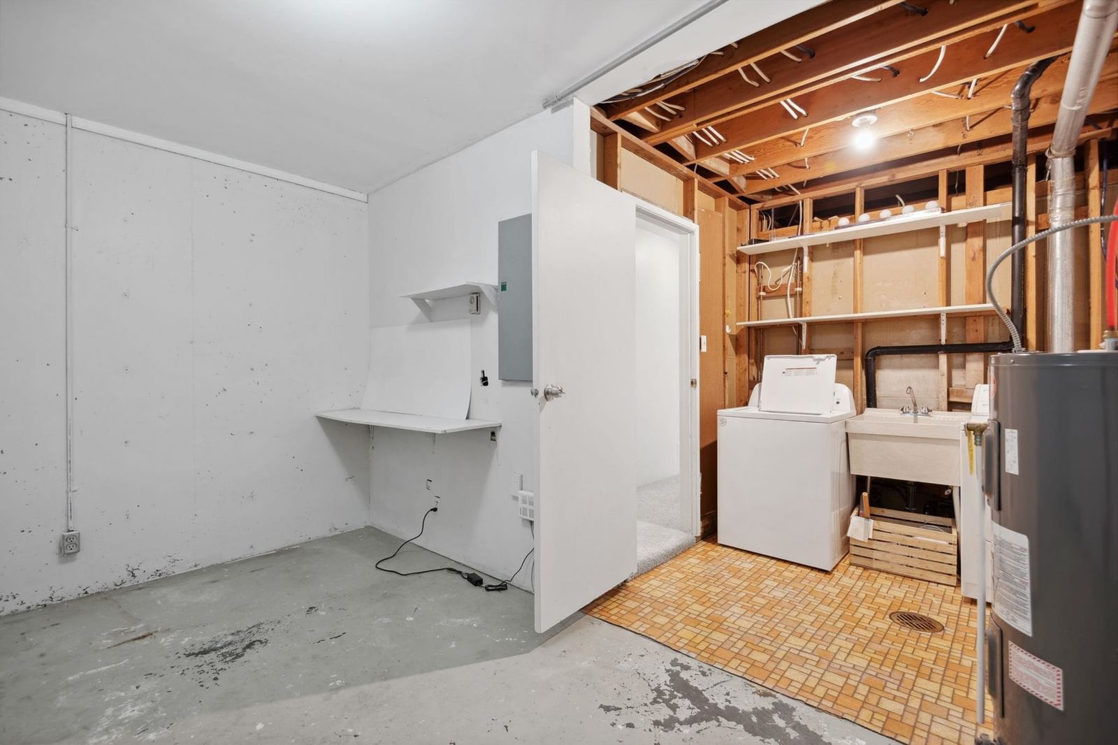 Listing Image 20