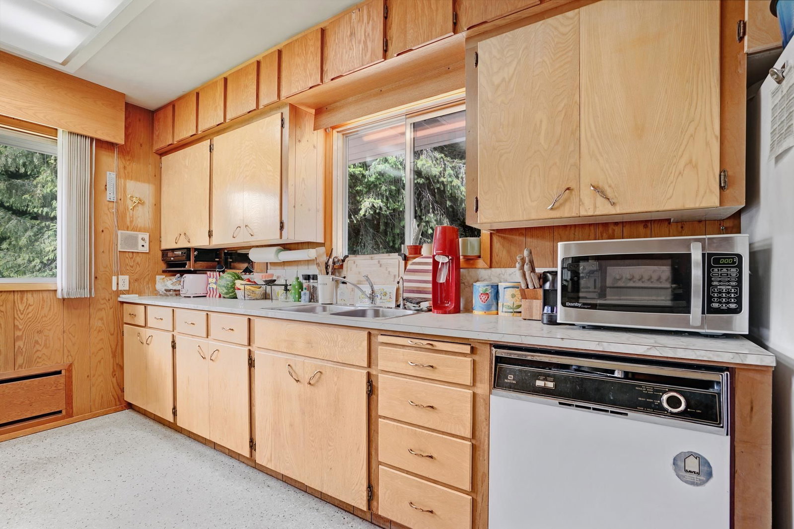 Listing Image 22