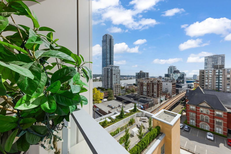 801 - 618 Carnarvon Street, New Westminster, V3M 1E9 | Image 2