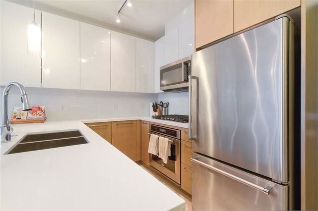 506 - 271 Francis Way