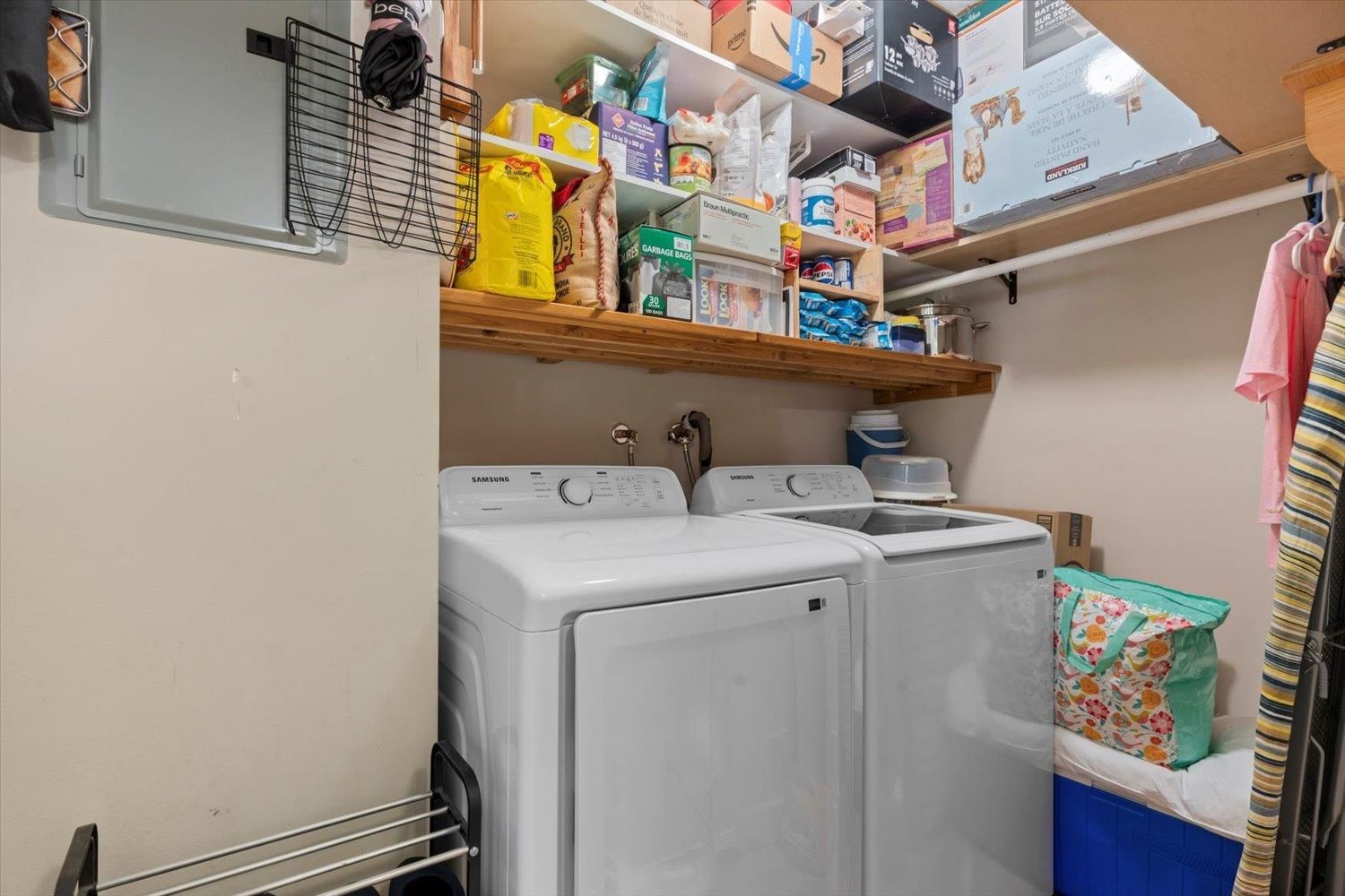 Listing Image 14