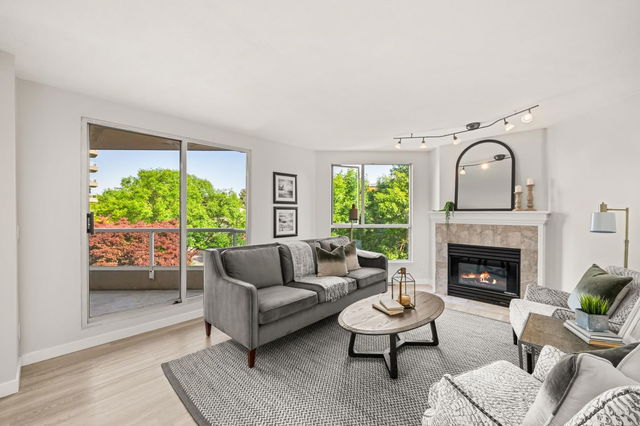 401 - 1185 Quayside Drive