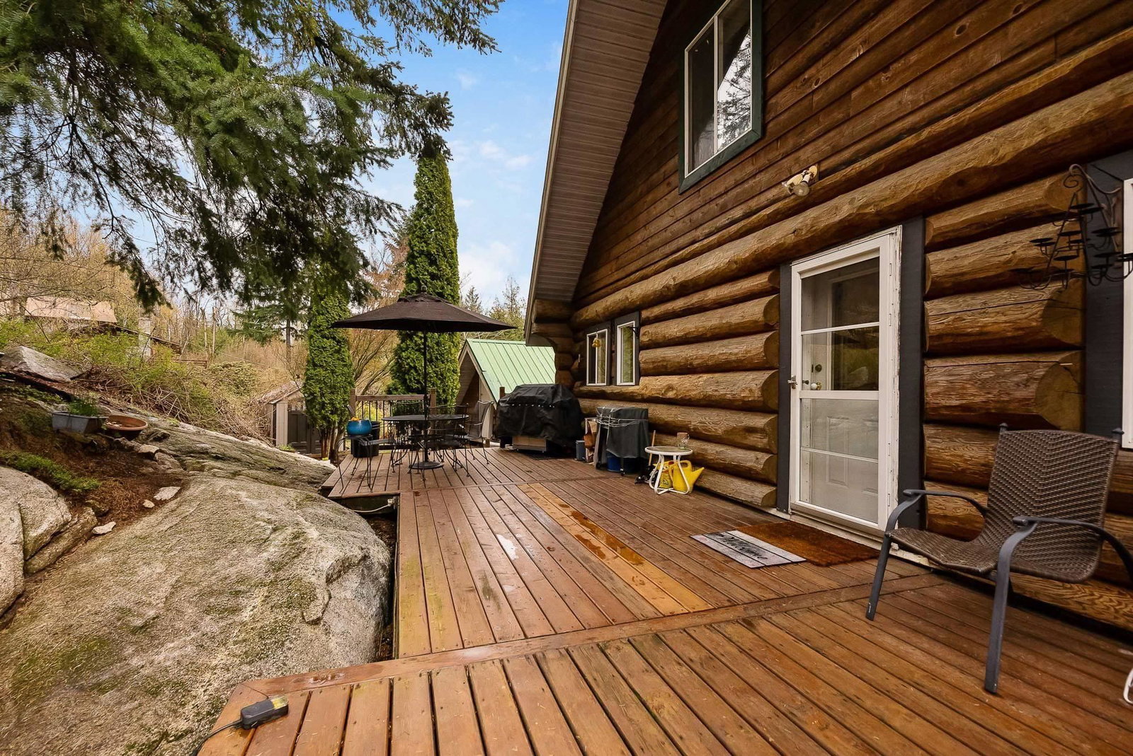 Listing Image 5