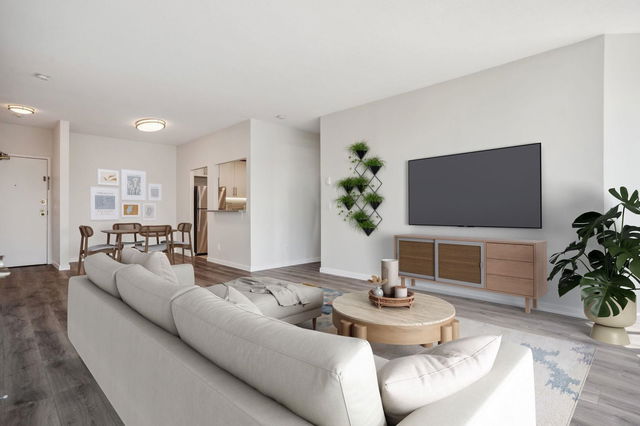605 - 6240 Mckay Avenue